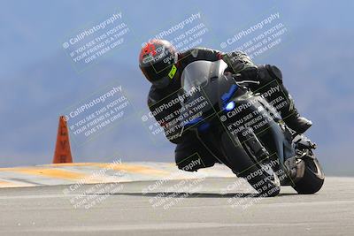 media/Nov-05-2022-SoCal Trackdays (Sat) [[f8d9b725ab]]/Turn 9 (110pm)/